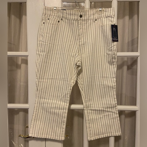 Chaps white striped capris NWT - Picture 1 of 7
